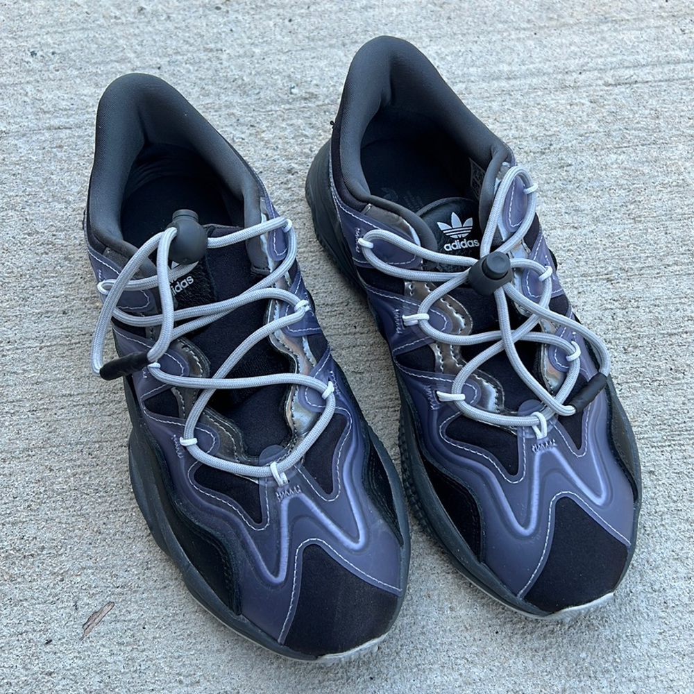 Adidas sport shoes for Women US : 6